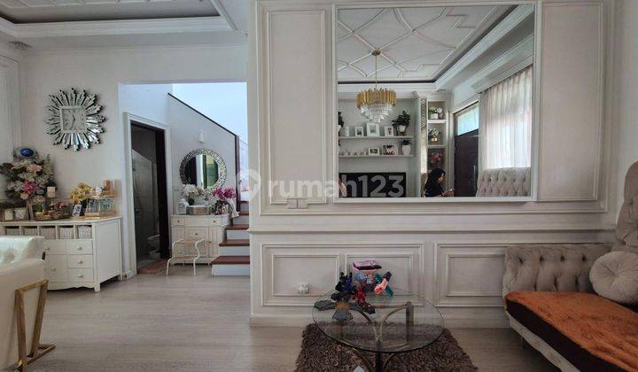 Dijual Rumah Full Furnished Interior Cantik Di Kota Baru Parahyangan 1