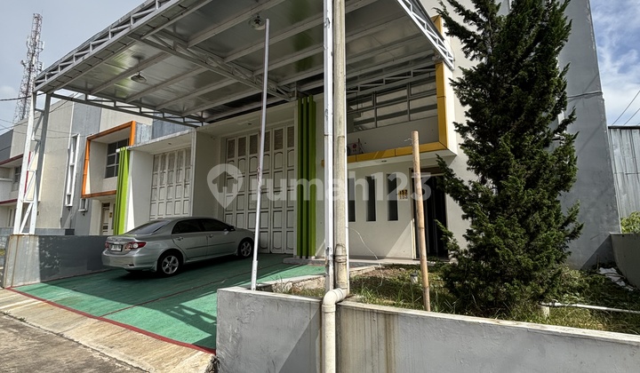 Dijual Gudang Strategis Dekat Tol di Kutawaringin Bandung