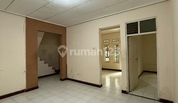 Dijual Cepat Rumah Siap Huni di Taman Kopo Indah