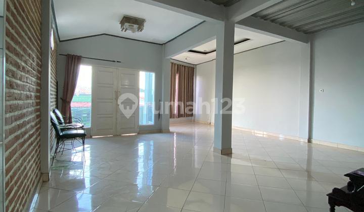 Strategic Shop House for Sale on Mainroad Cibiru Bandung 2