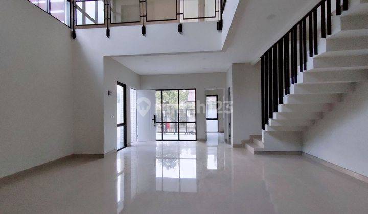 Dijual Rumah Baru Hoek Di Taman Holis Indah Bandung 1