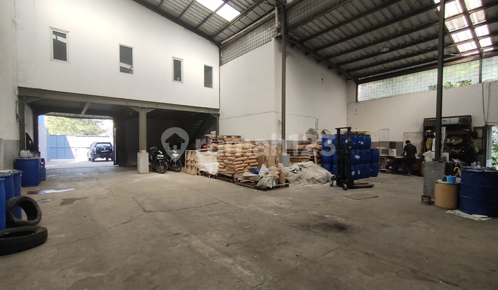 Strategic Warehouse for Sale Near Toll Gate in Sayap Kopo Bandung