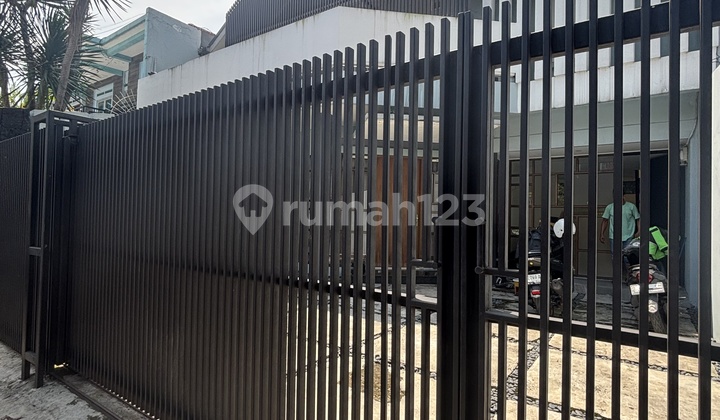 For Rent: 2-Purpose House [Residential & Business] in Buah Batu