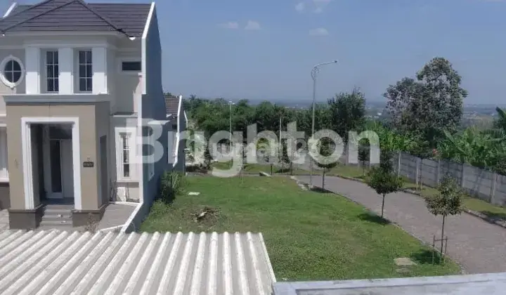 Rumah Cantik Minimalis Modern Furnished di Citra Garden City, Malang 7