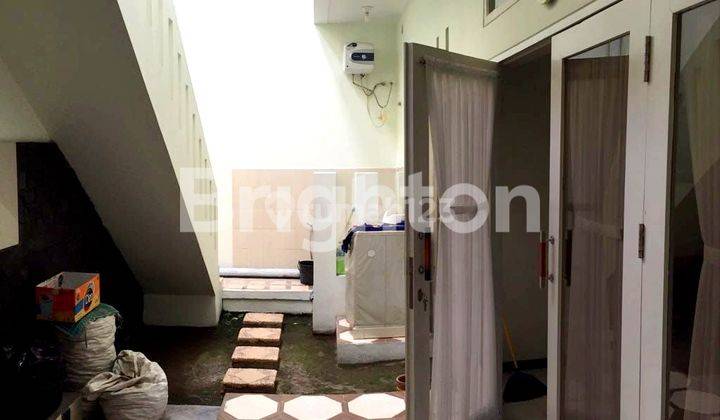 Dijual Rumah Cantik Minimalis Modern di Griya Shanta, Malang 6