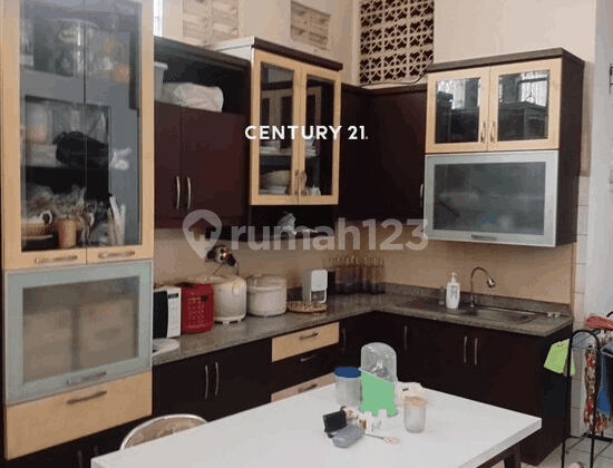 A spacious house in the Purwosari area, East Semarang 1