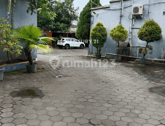 SPACIOUS HOTEL IN THE RELIGIOUS TOURISM BUSINESS CENTER OF PATI