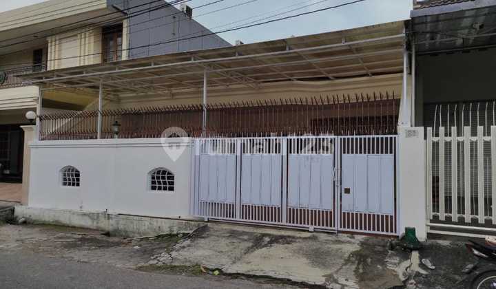 HOUSE IN THE PEKUNDEN AREA, STRATEGIC LOCATION IN THE CENTER OF SEMARANG CITY 2