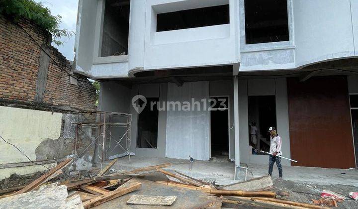 Villa Jumbo Madio Regency Daerah Krakatau Jalan Madio Santoso 2