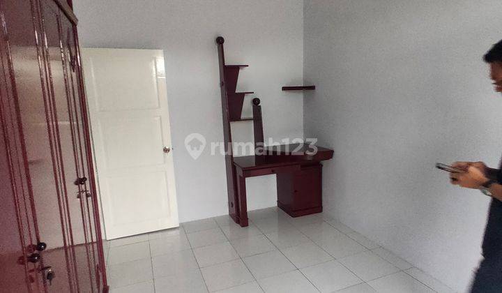 Rumah Termantap 1,5 tingkat Full Furnished Daerah Sunggal komplek Taman Kasuari