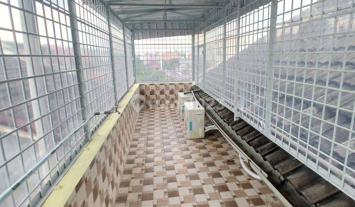 Rumah Termantap 1,5 tingkat Full Furnished Daerah Sunggal komplek Taman Kasuari