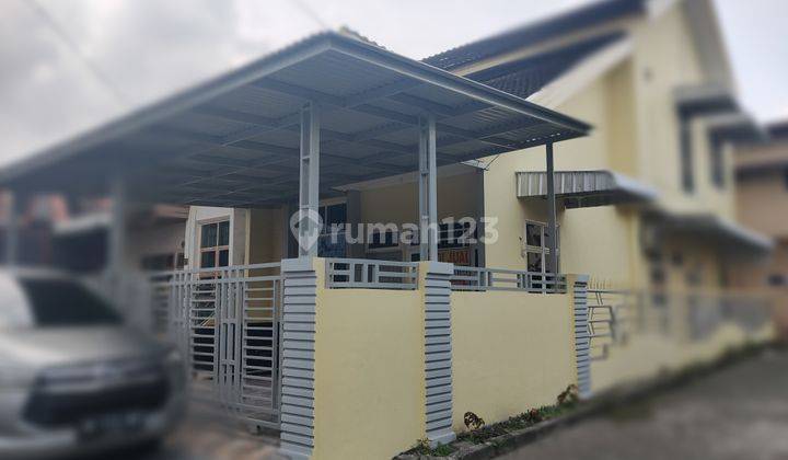 Rumah Termantap 1,5 tingkat Full Furnished Daerah Sunggal komplek Taman Kasuari