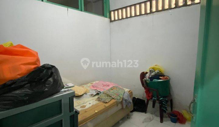 Rumah Hook daerah Asia di Jl.Pasir - Sabaruddin lebar 7m 7