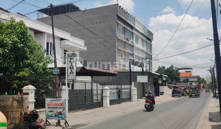 Dijual Cepat Ruko Murah Cocok untuk usaha di Jl.Gereja daerah Sekip 3