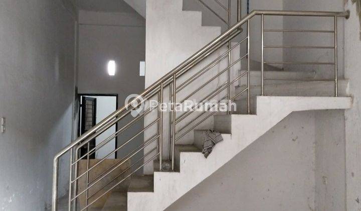Townhouse termurah daerah mandala gg jawa siap huni akses ke letda sujono 10