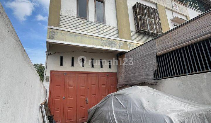 Dijual Townhouse Jalan Perjuangan 1