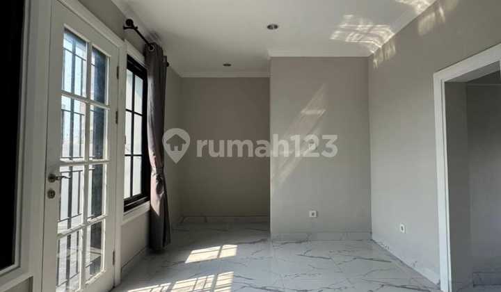 For Rent Villa House Citraland Helvetia in Excellent Condition