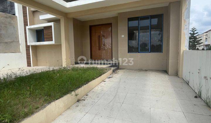 Dijual Rumah Villa Komplek Greenpark Type Willow Hook 2