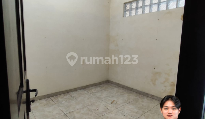 Shop for Rent in Aksara Area, Jalan Negara 1