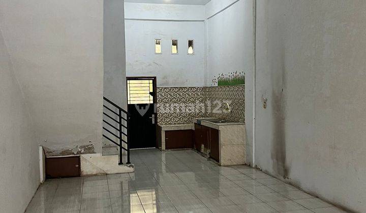  Rumah  Unfurnished 2,5 Tingkat Daerah Sunggal 2