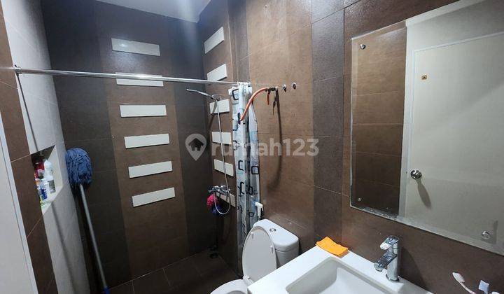 Rumah di Jalan Sei Arakundo komp Town House 1, Medan Baru