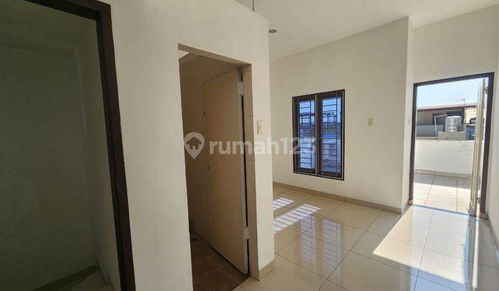 Rumah di Jalan Sei Arakundo komp Town House 1, Medan Baru