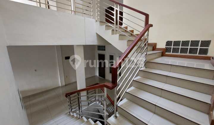 Rumah Jual Rugi Jalan Mantri Daerah Katamso Medan 8