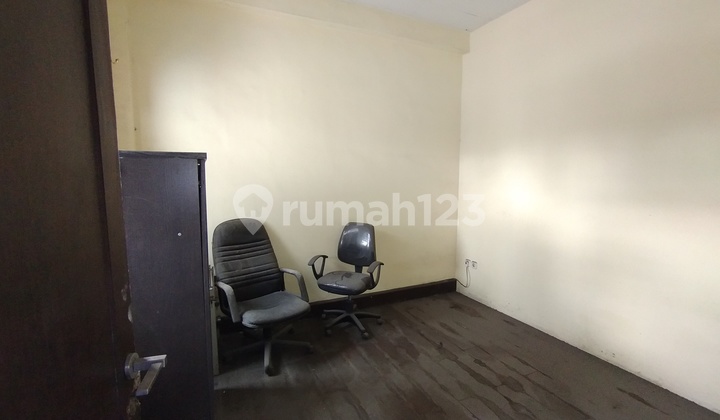 Rumah Jalan Besar S Parman Cocok Untuk Usaha Dan Kantoran 5