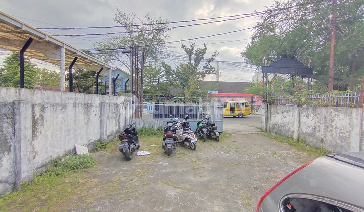 Rumah Jalan Besar S Parman Cocok Untuk Usaha Dan Kantoran 12