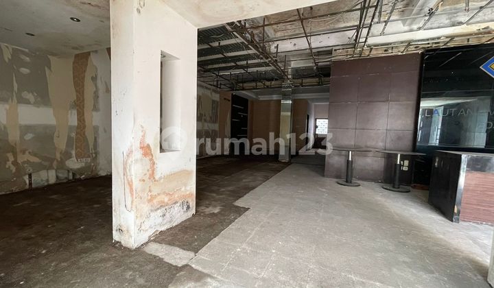 Rumah Jalan Besar S Parman Cocok Untuk Usaha Dan Kantoran 18