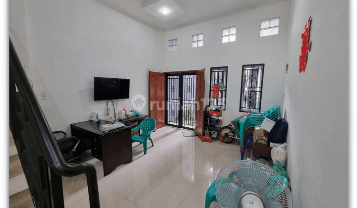 Rumah 2.5 Tingkat Siap Huni Terawat SHM di Komplek Mentari Abadi Jalan Taduan Pancing Seberang Komplek Mmtc 10