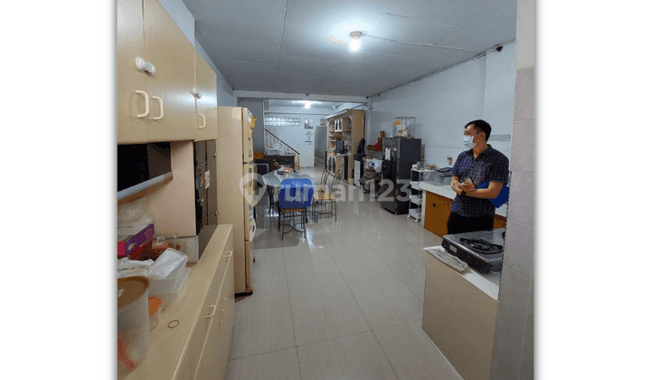 Jual Rumah Terawat Hadap Timur Dekat Sun Plaza Jalan Mahayana Medan 5