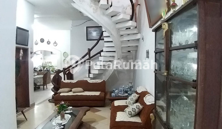 Dijual Villa Jalan Pare - Daerah Iskandar Muda