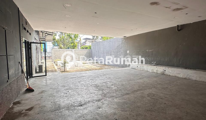 FOR SALE: COMMERCIAL SPACE ON JL PATTIMURA - CITY CENTER