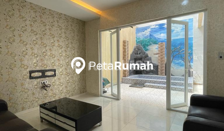 Dijual Villa Komplek Griya Riatur Indah - Daerah Adam Malik