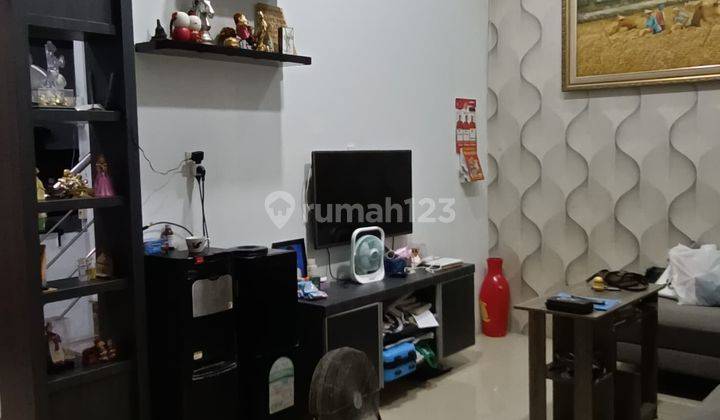 Dijual Villa di Jalan Suka Murni Komplek Krakatau Palace 16, Medan 2