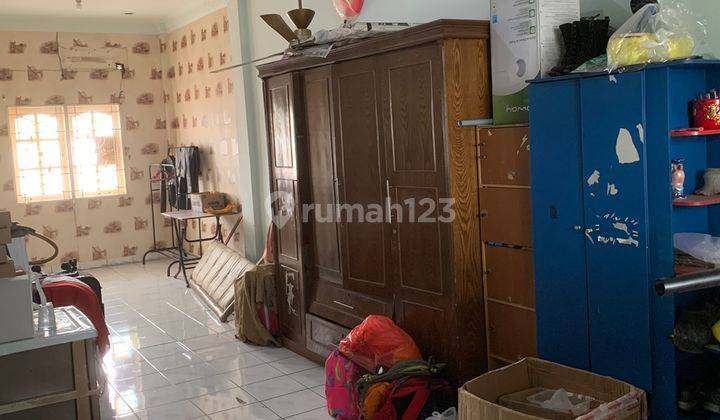 Rumah Furnished SHM di Jalan Bilal , Medan 8