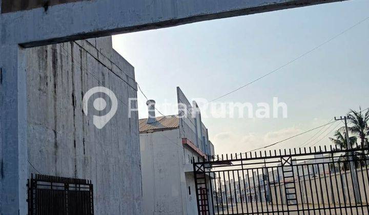 Gudang di Pergudangan Amplas Warehouse, 490 M Bagus SHM 1