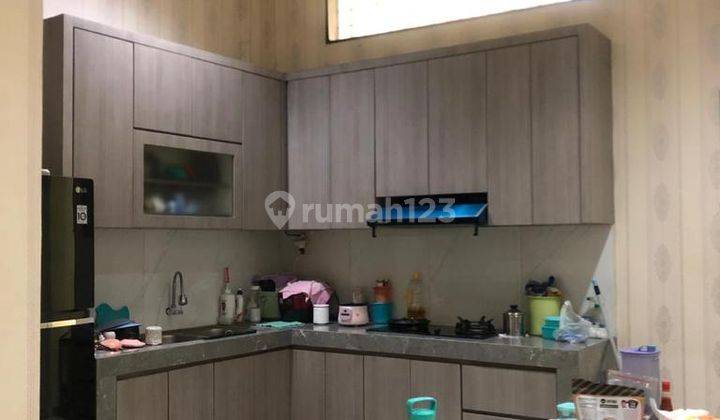 Townhouse Furnished di Komplek Indah Regency Kawasan Krakatau 10