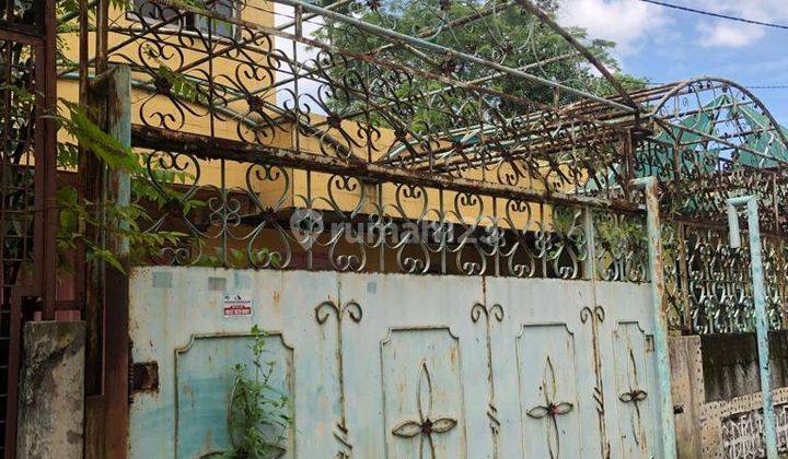 Rumah Butuh Renovasi Unfurnished SHM di Daerah Brayan , Medan 3