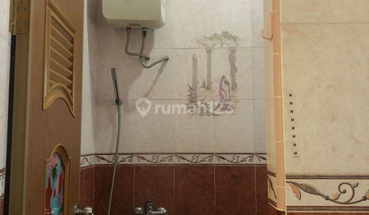 Rumah 2 Lantai Bagus Unfurnished SHM di Jl Pembangunan Krakatau, 14