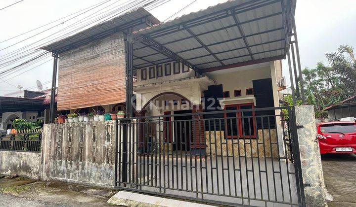 Djual Rumah di Jl Eka Warni  2