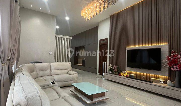 Dijual Villa Full Furnish Mewah Di Jl Cemara 2