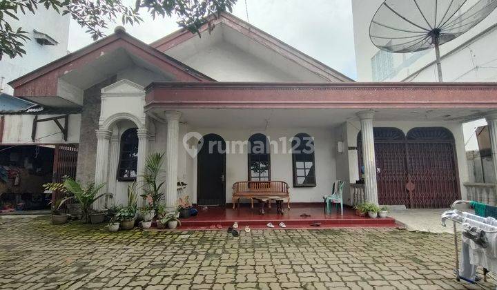 Dijual Rumah Dan Tanah Di Jl Williem Iskandar 1