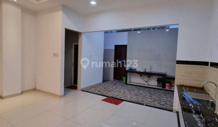 Dijual Villa Mewah Di Komplek Griya Riatur Indah  2