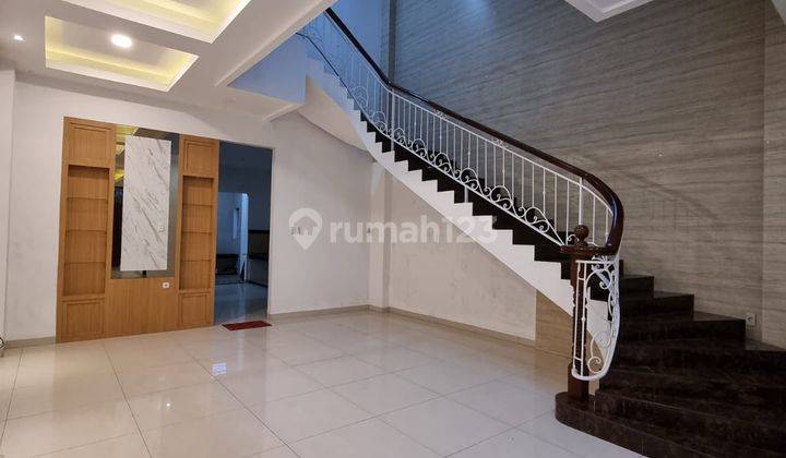 Dijual Villa Mewah Di Komplek Griya Riatur Indah  1