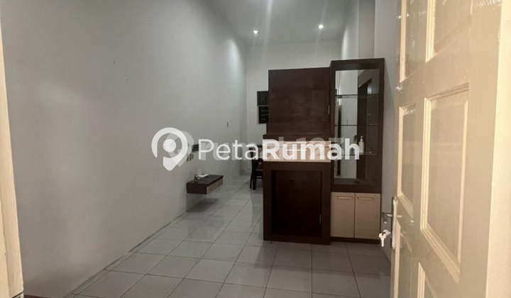 Dijual Villa Jalan Pasar Iii Komplek Taman Pasar Iii - Daerah Krakatau