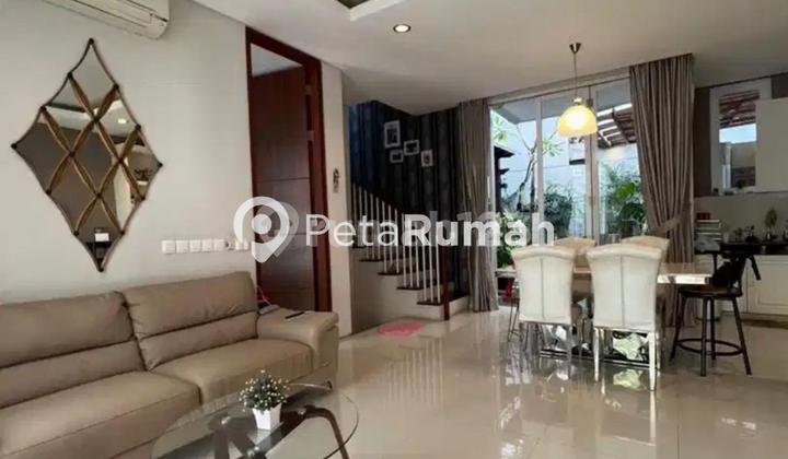 DIJUAL VILLA MEWAH KOMPLEK CITRALAND GAMA CITY 