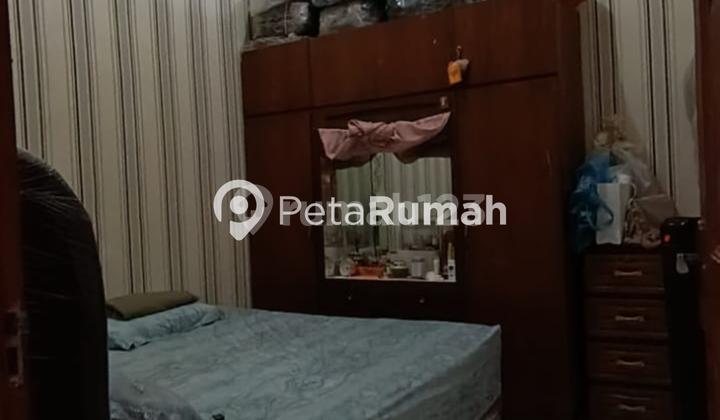 For Sale House on Amal Street, Taman Anggrek Complex - Brayan Area 2