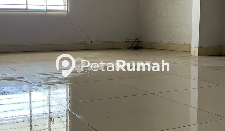 FOR RENT, ATTACHED SHOPHOUSE ON BILAL STREET, END OF BILAL CENTRAL COMPLEX 2